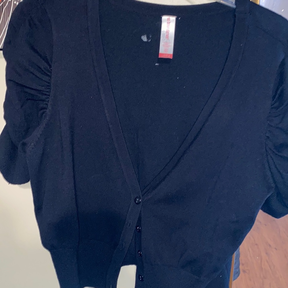 Women’s button down mid sleeve cotton sweater